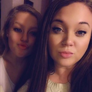 Meet your Posher, Trinity